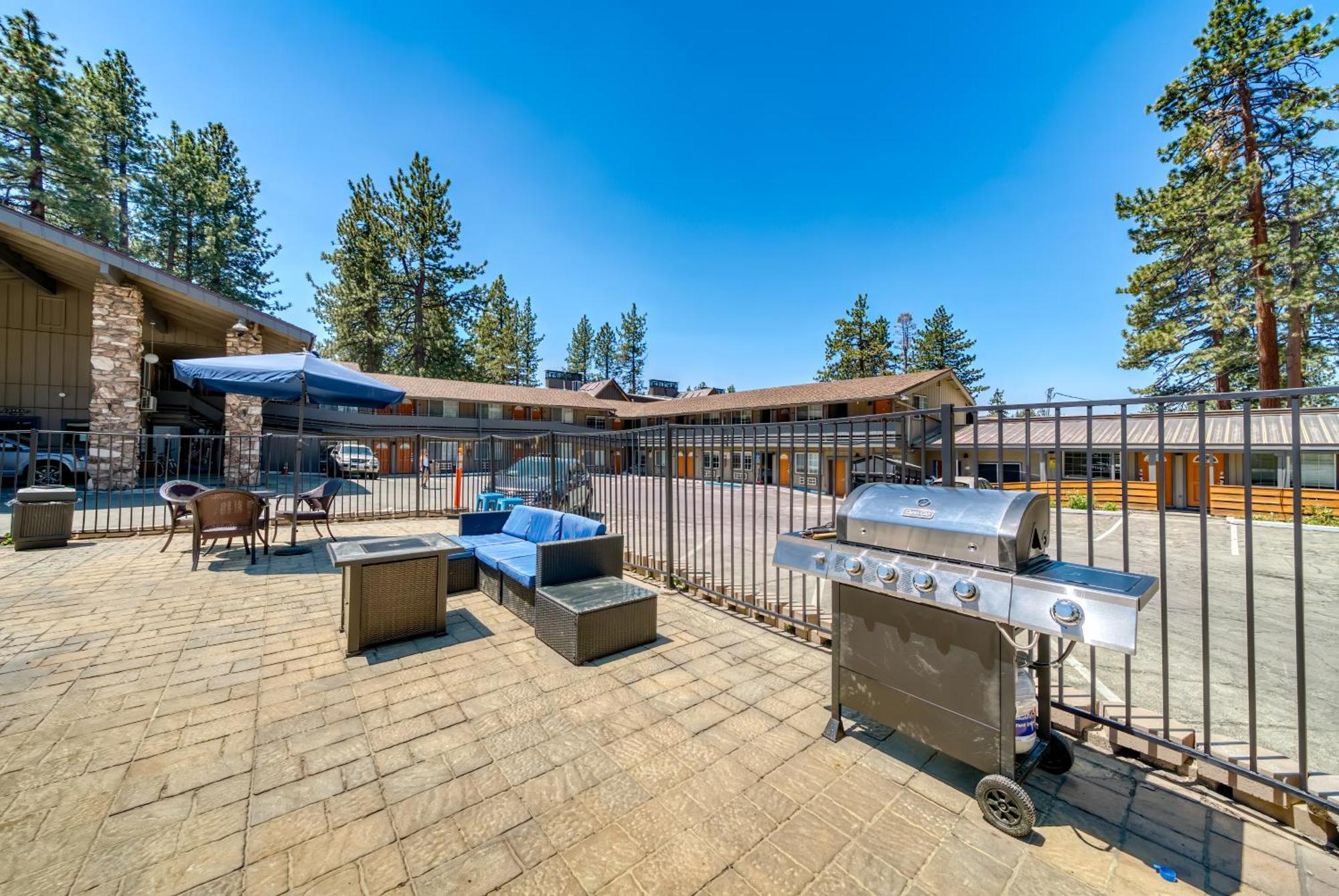 Blue Jay Lodge South Lake Tahoe Exterior photo
