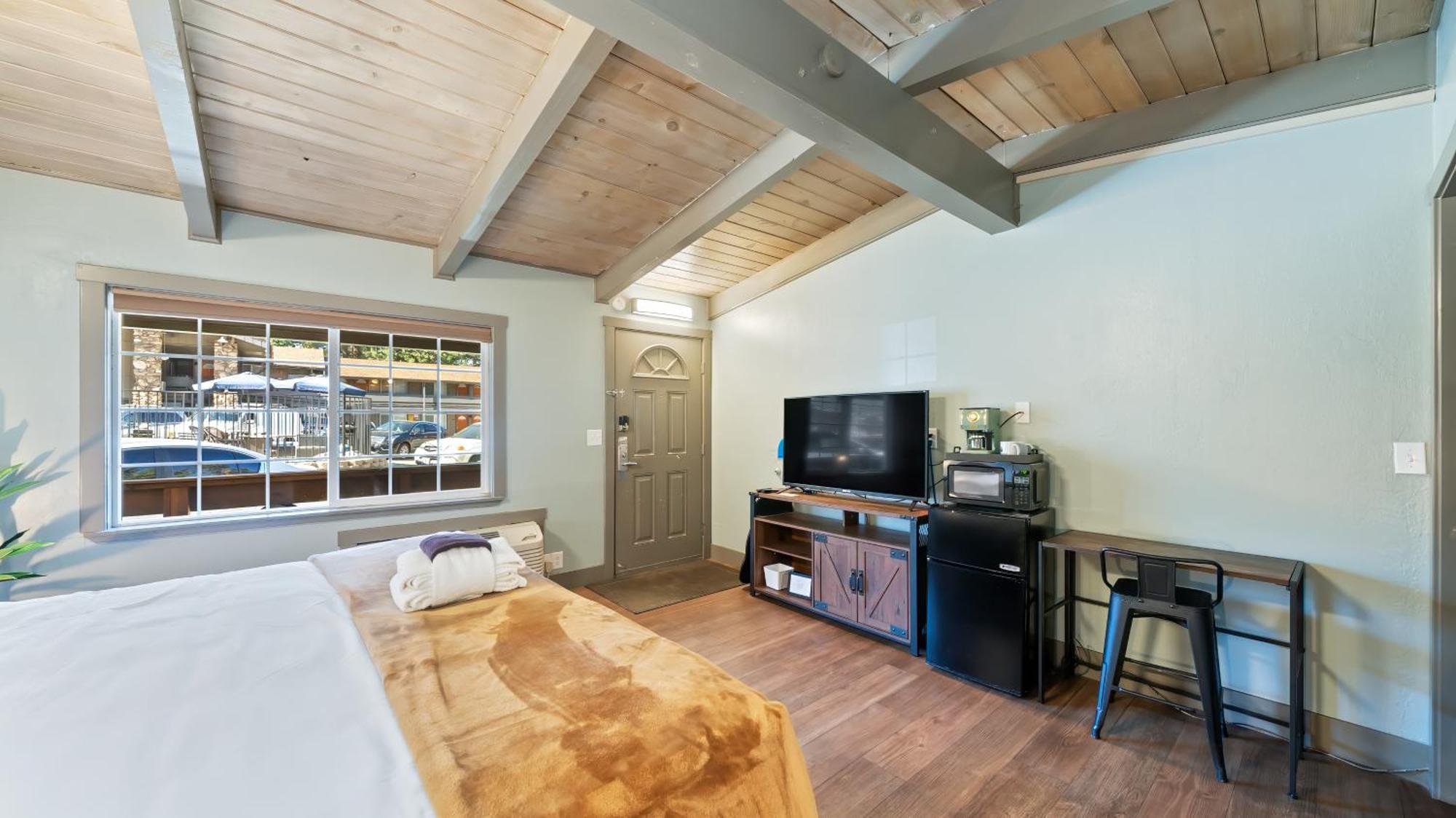 Blue Jay Lodge South Lake Tahoe Exterior photo